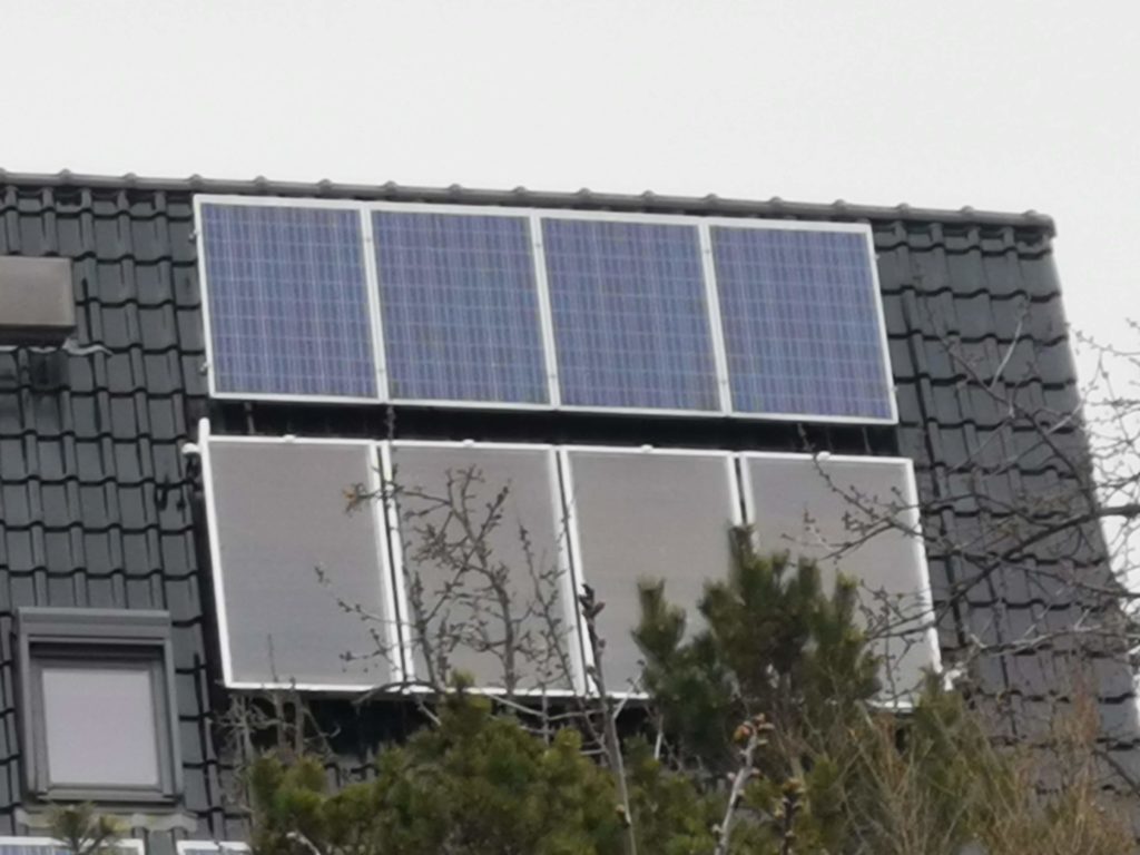 Eine Photovoltaik-Anlage auf einem Dach