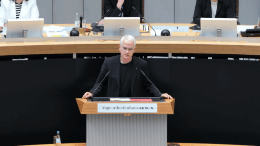 Jan Lehmann bei seiner Rede zur Strafmündigkeit