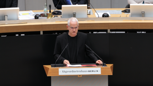 Jan Lehmann bei seiner Rede zum Vorschlag der Opposition für ein Transparenzgesetz